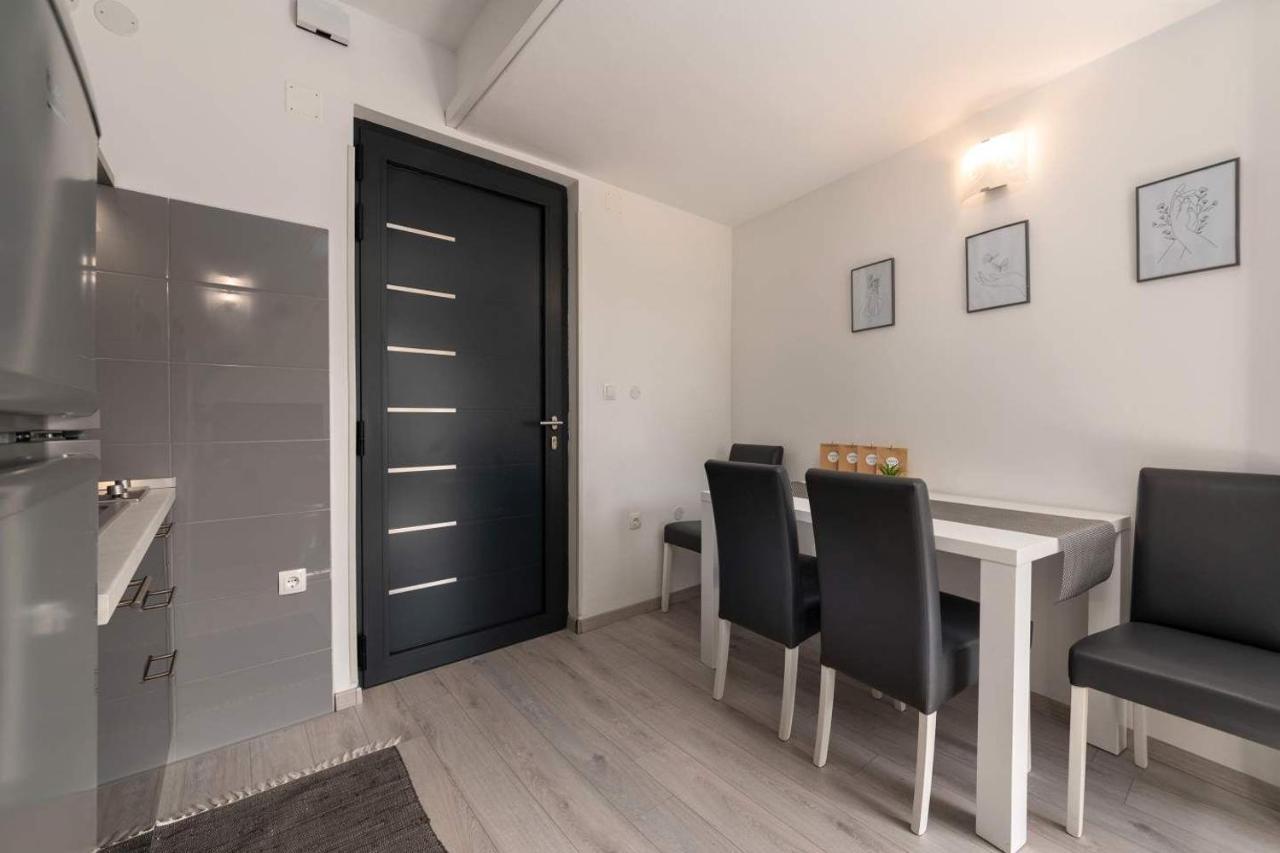 Apartmani Astrid Rabac Exterior foto