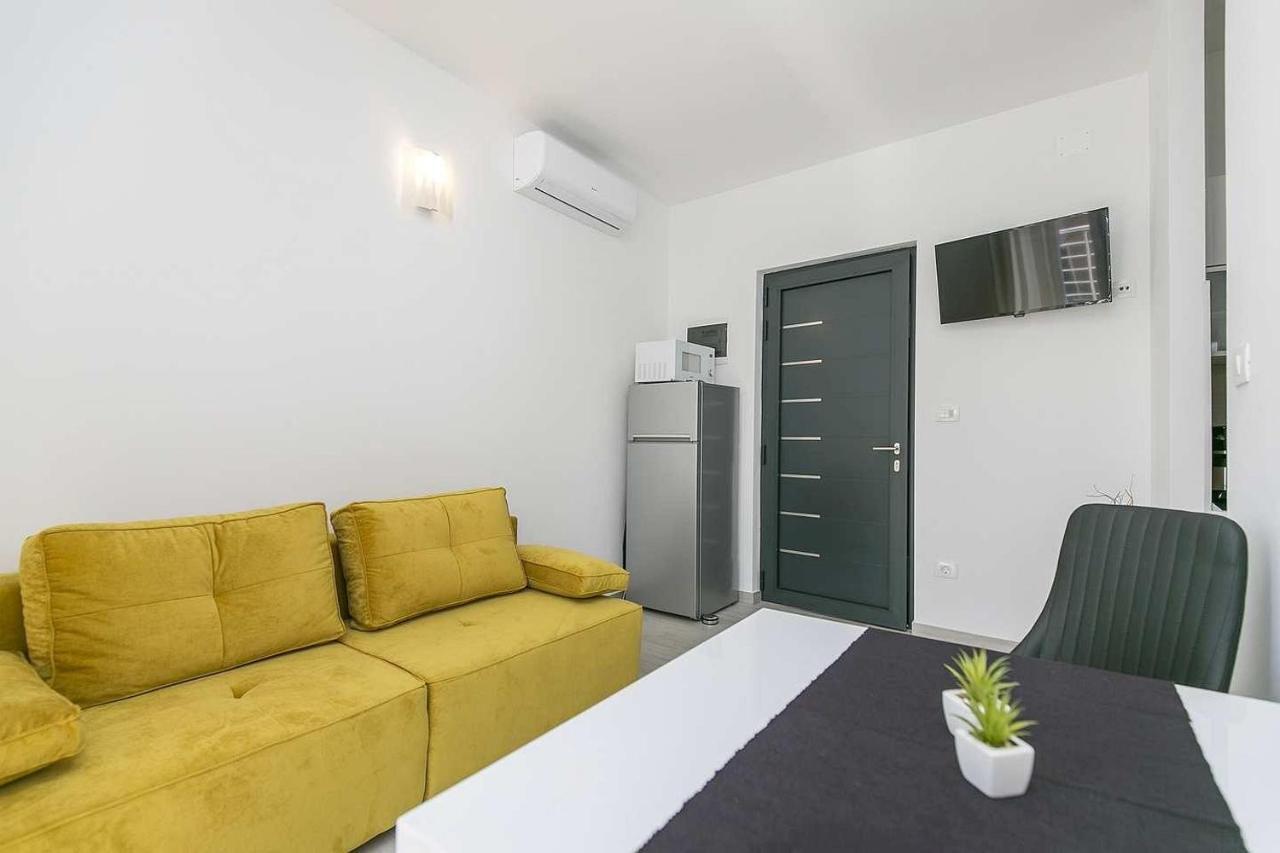 Apartmani Astrid Rabac Exterior foto